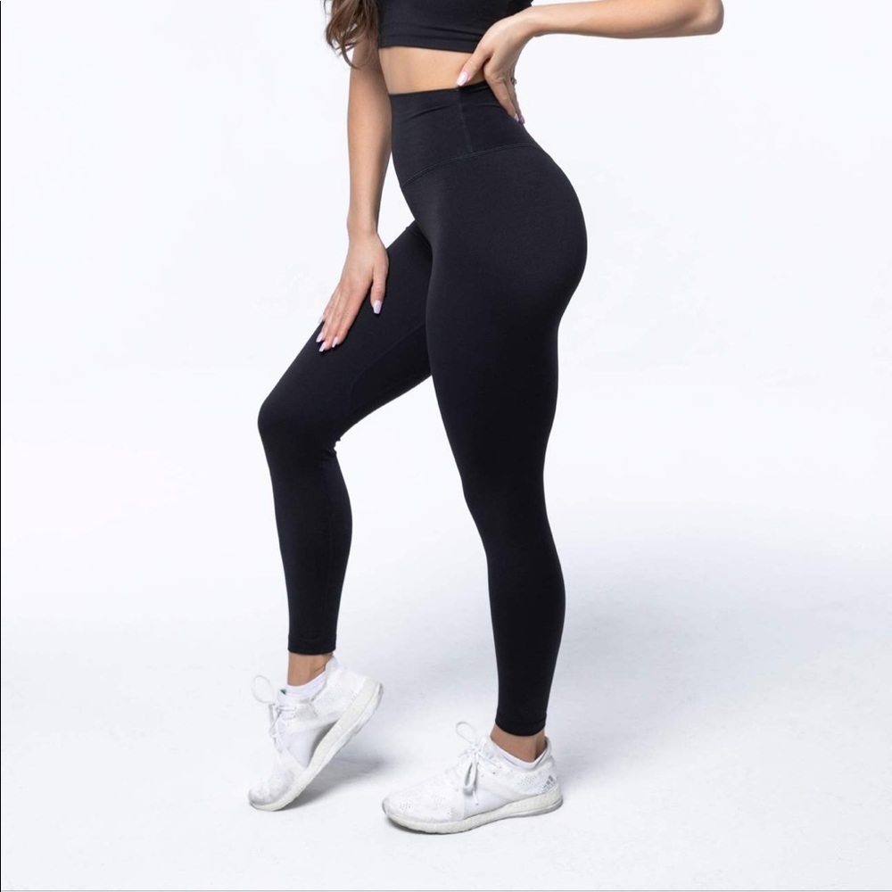 Balance Athletica Dire Wolf Leggings
